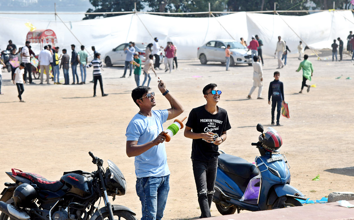 Kites Festival at Parade Grounds   - Sakshi15