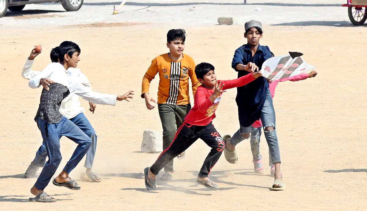 Kites Festival at Parade Grounds   - Sakshi20