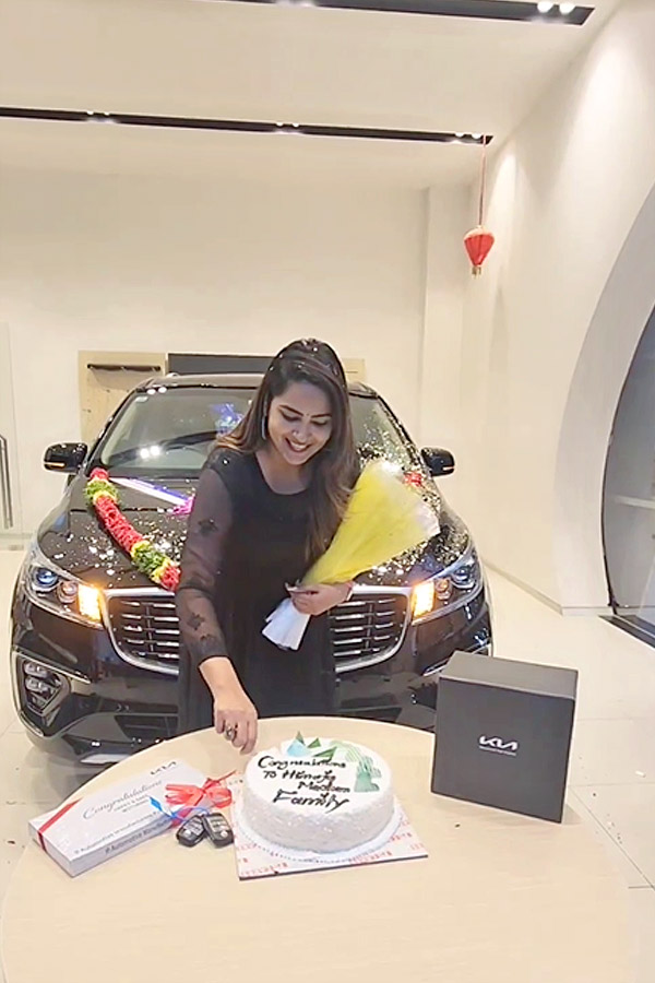 Bigg boss telugu fame himaja buys luxury car on sankranthi PHotos - Sakshi13