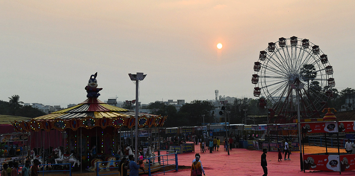 Visakhapatnam RK Beach Photos - Sakshi7