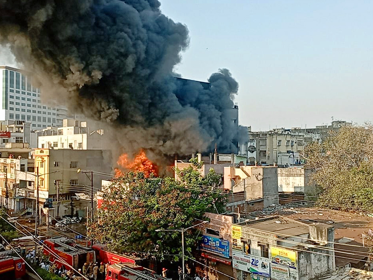 Massive Fire Accident in Secunderabad Photos - Sakshi7