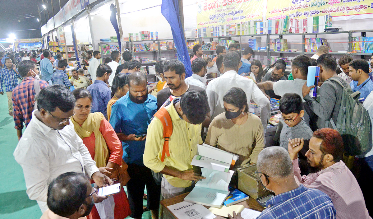 35th Hyderabad National Book Fair Ends  - Sakshi5