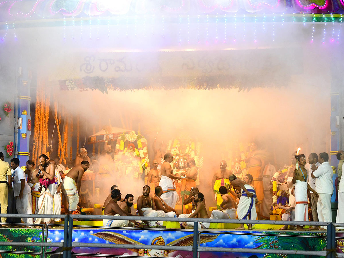 Vaikunta Ekadasi 2023 Celebrations at Bhadrachalam - Sakshi7