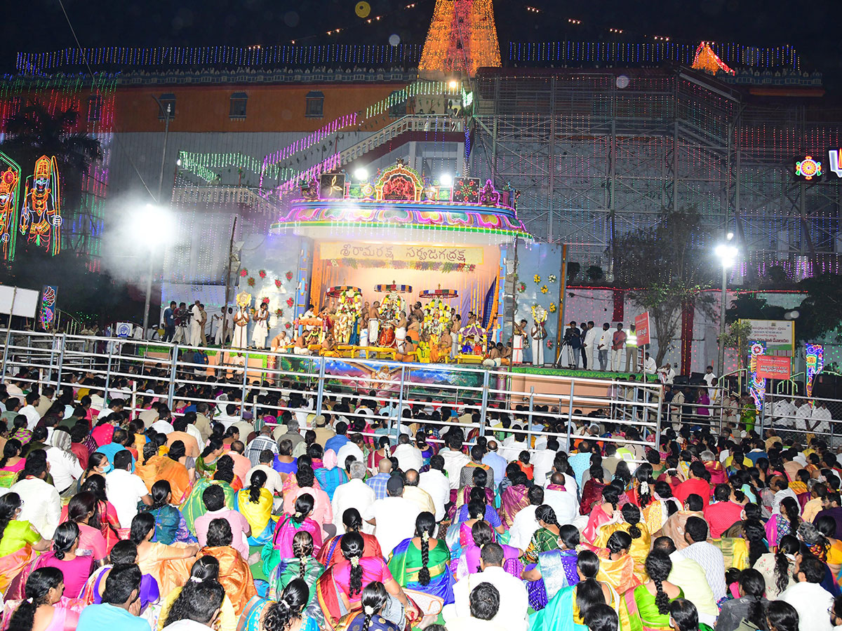 Vaikunta Ekadasi 2023 Celebrations at Bhadrachalam - Sakshi8