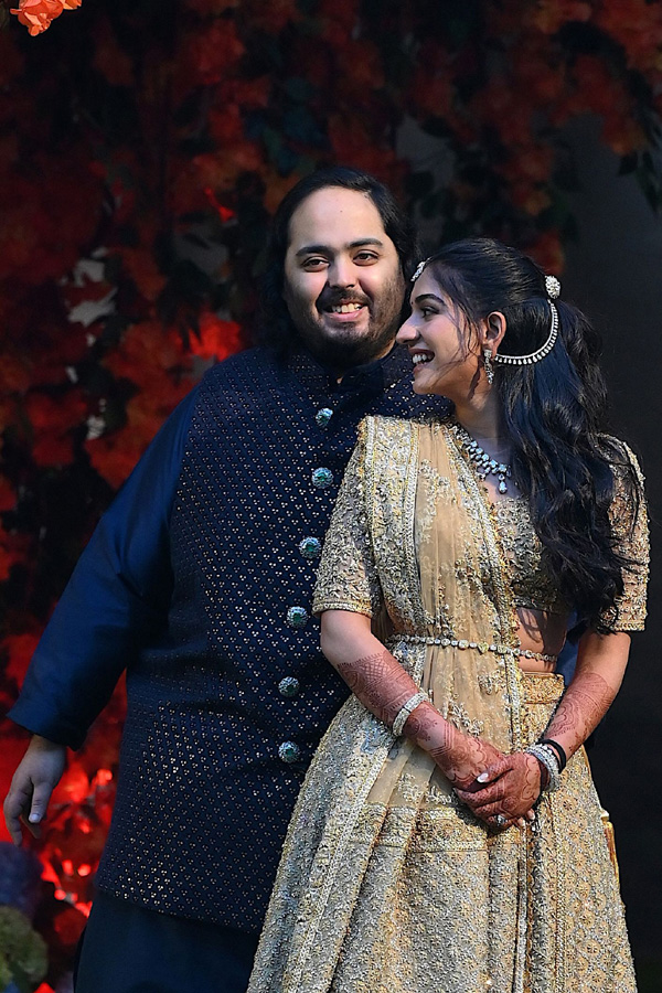 Anant Ambani, Radhika Engagement Ceremony Photos  - Sakshi7