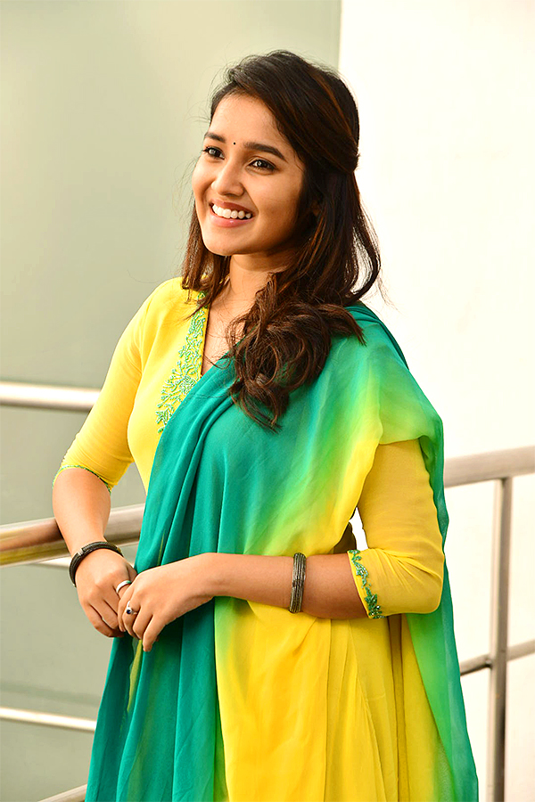 Actress Anikha Surendran Photos - Sakshi2