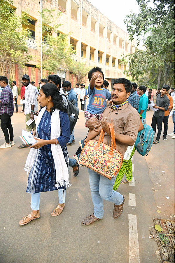 AP Constable Preliminary Exam January 22nd Photos - Sakshi18