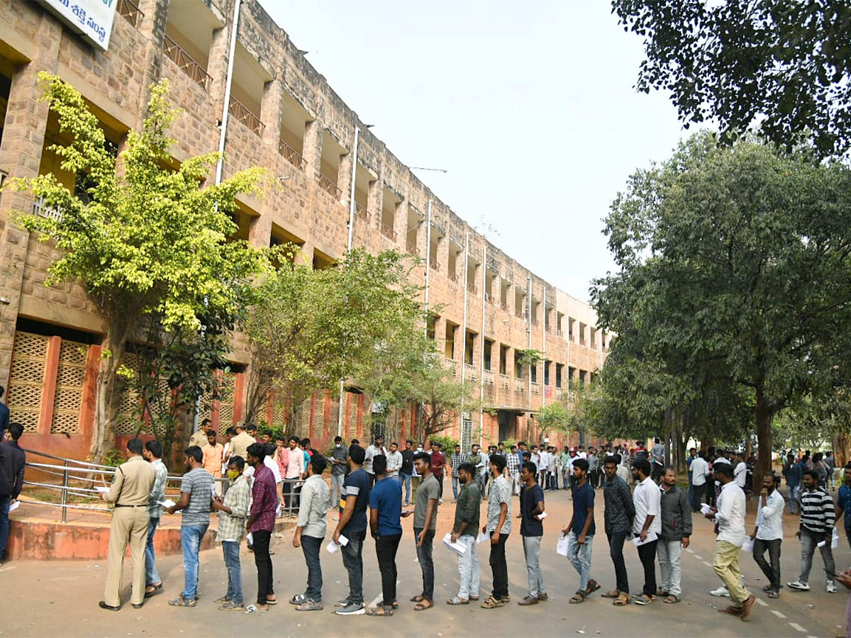 AP Constable Preliminary Exam January 22nd Photos - Sakshi5