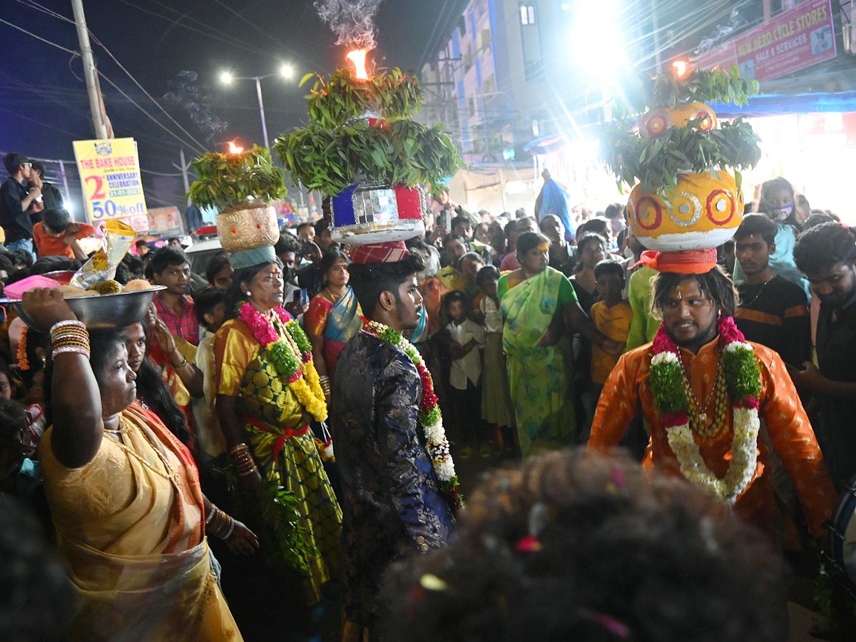 Hyderabad Gajularamaram Chittaramma Jatara Photos - Sakshi2