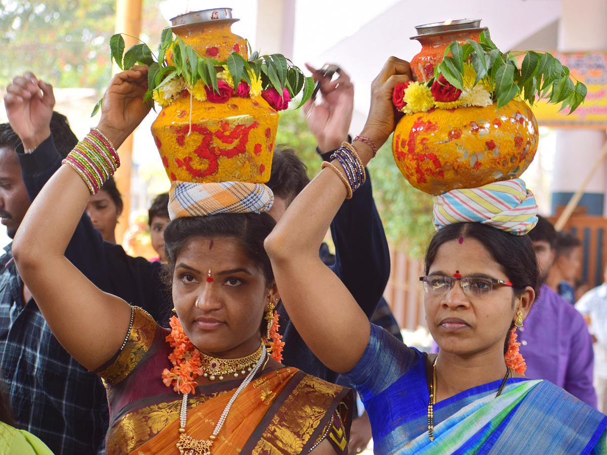 Hyderabad Gajularamaram Chittaramma Jatara Photos - Sakshi12