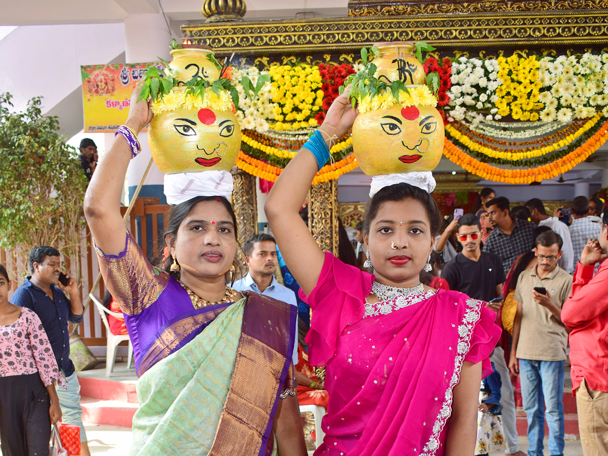 Hyderabad Gajularamaram Chittaramma Jatara Photos - Sakshi13