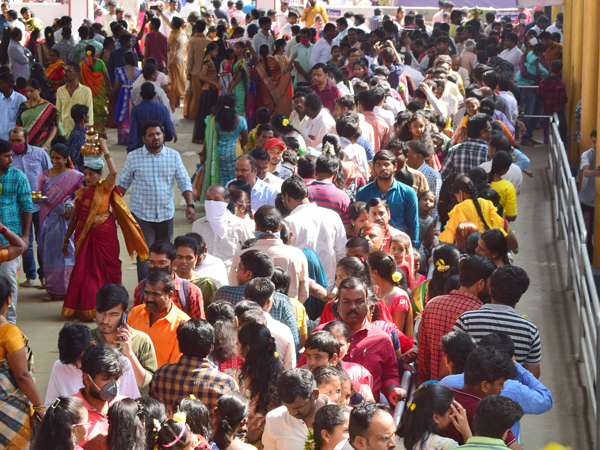 Hyderabad Gajularamaram Chittaramma Jatara Photos - Sakshi23