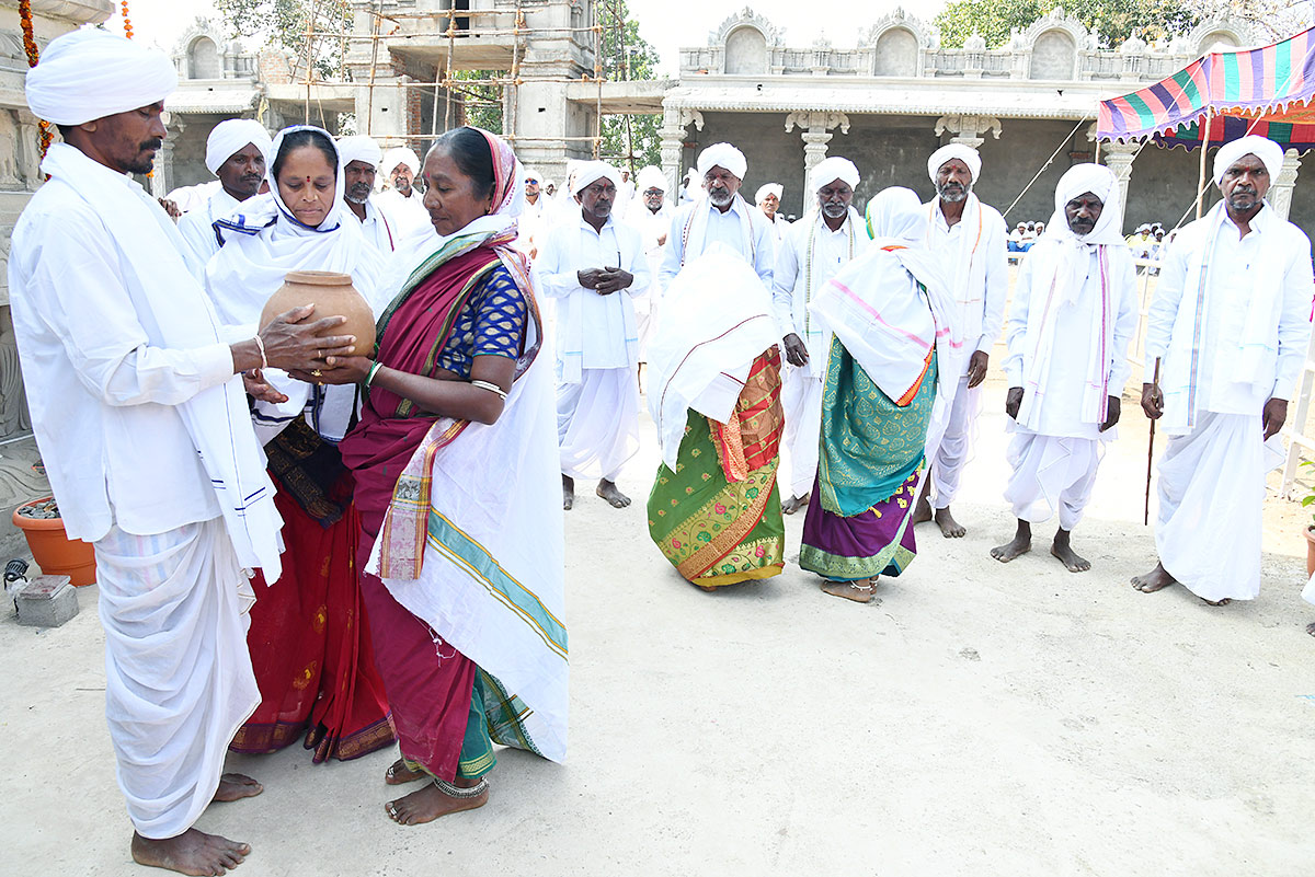 Nagoba Jatara Concludes In Telangana - Sakshi22