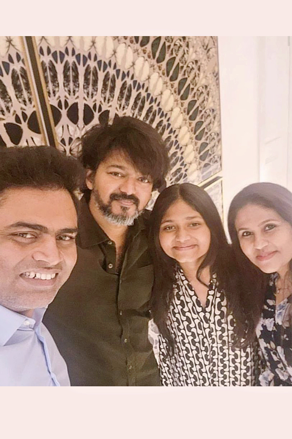 Thalapathy Vijay Attends Varasudu Success Party at Dil Raju Home Photos - Sakshi7