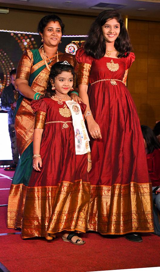 Fashion Show in Visakhapatnam Photos - Sakshi25