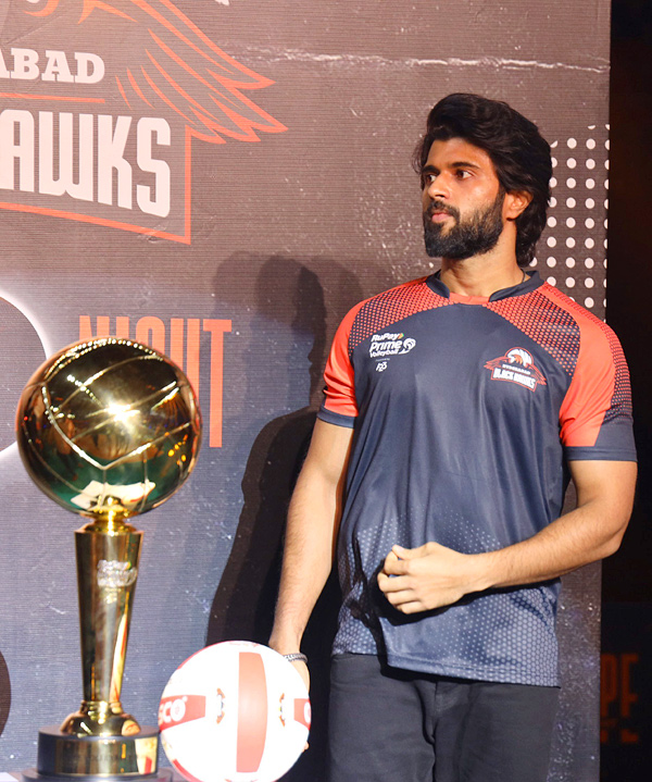 Vijay Deverakonda becomes Co Owner of Hyderabad Black Hawks - Sakshi15