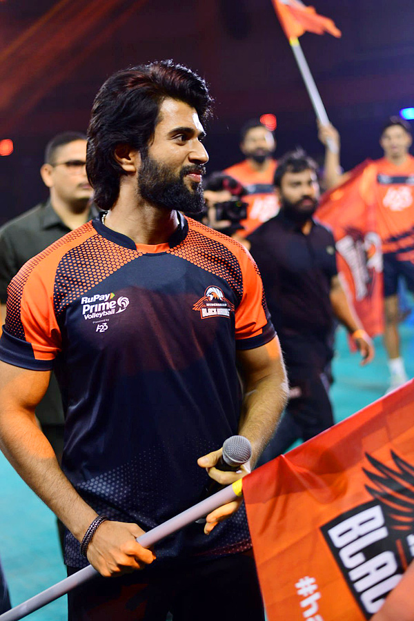 Vijay Deverakonda becomes Co Owner of Hyderabad Black Hawks - Sakshi16