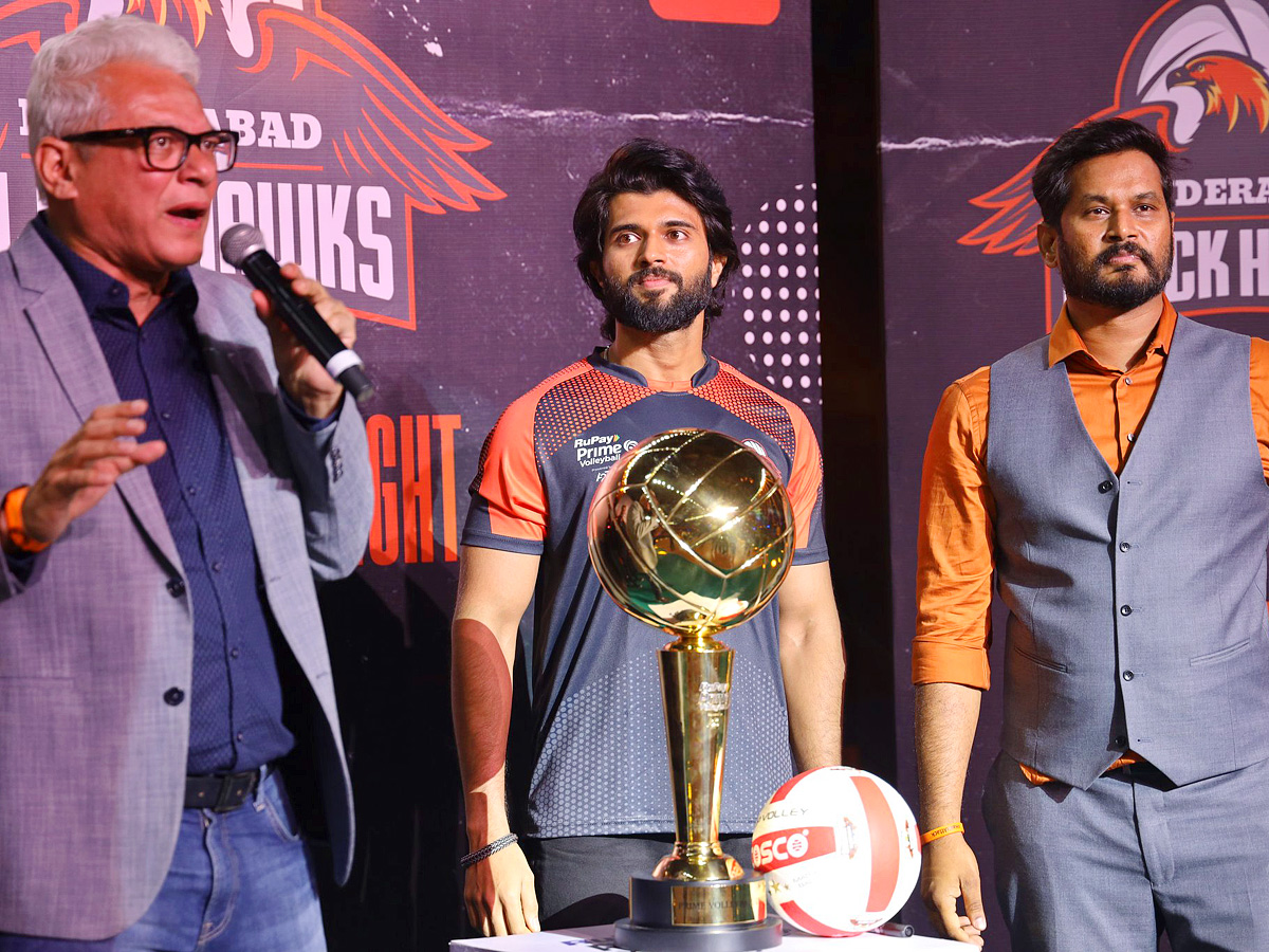 Vijay Deverakonda becomes Co Owner of Hyderabad Black Hawks - Sakshi8