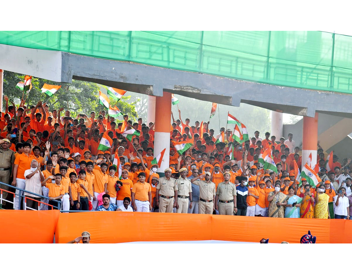 74th Republic day Celebrations At Indira Gandhi Stadium Vijayawada PHotos - Sakshi33