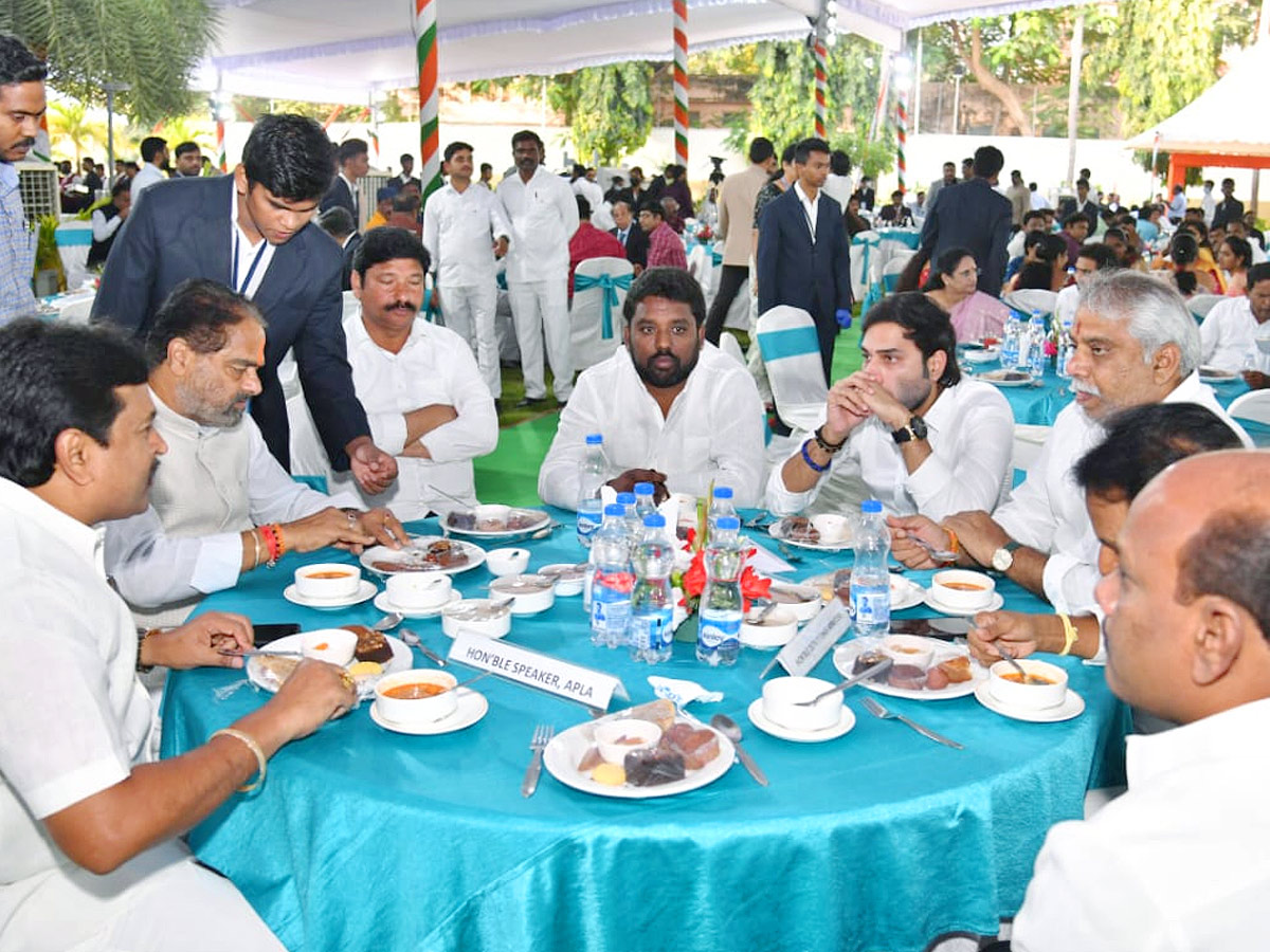 CM YS Jagan attends AT Home program at Raj Bhavan in Vijayawada Photos - Sakshi5