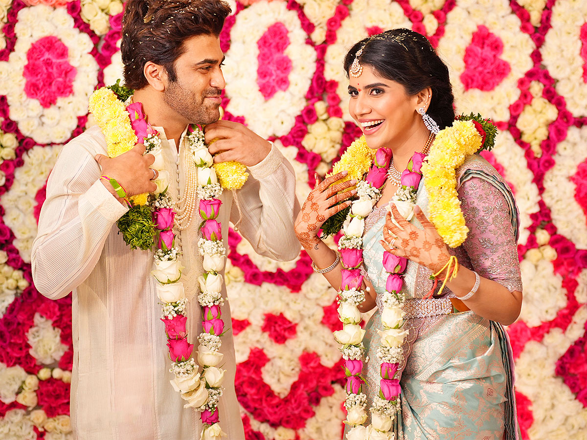 Tollywood Hero Sharwanand Engagement Photos - Sakshi12