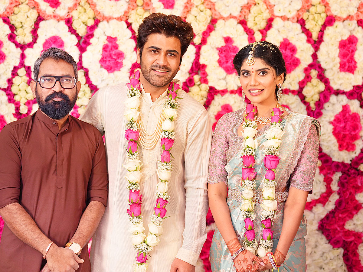 Tollywood Hero Sharwanand Engagement Photos - Sakshi15