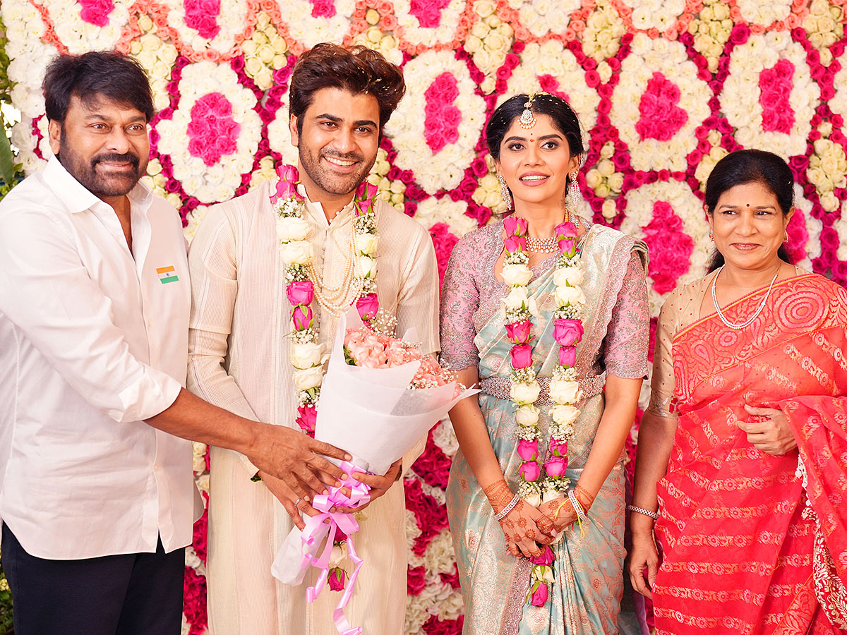 Tollywood Hero Sharwanand Engagement Photos - Sakshi2