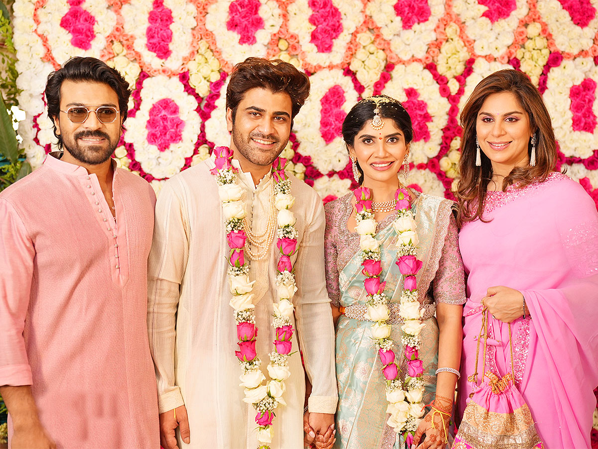 Tollywood Hero Sharwanand Engagement Photos - Sakshi28