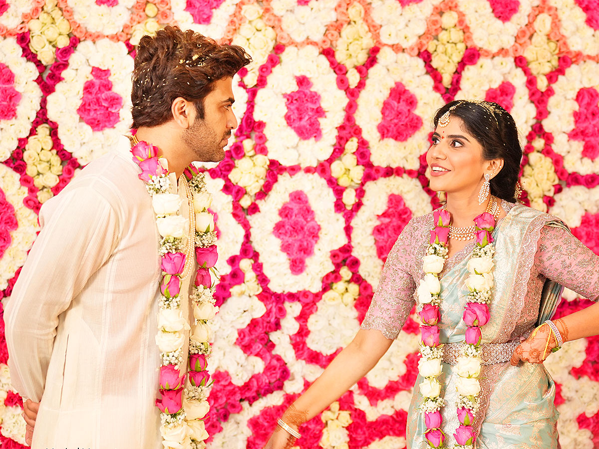 Tollywood Hero Sharwanand Engagement Photos - Sakshi32