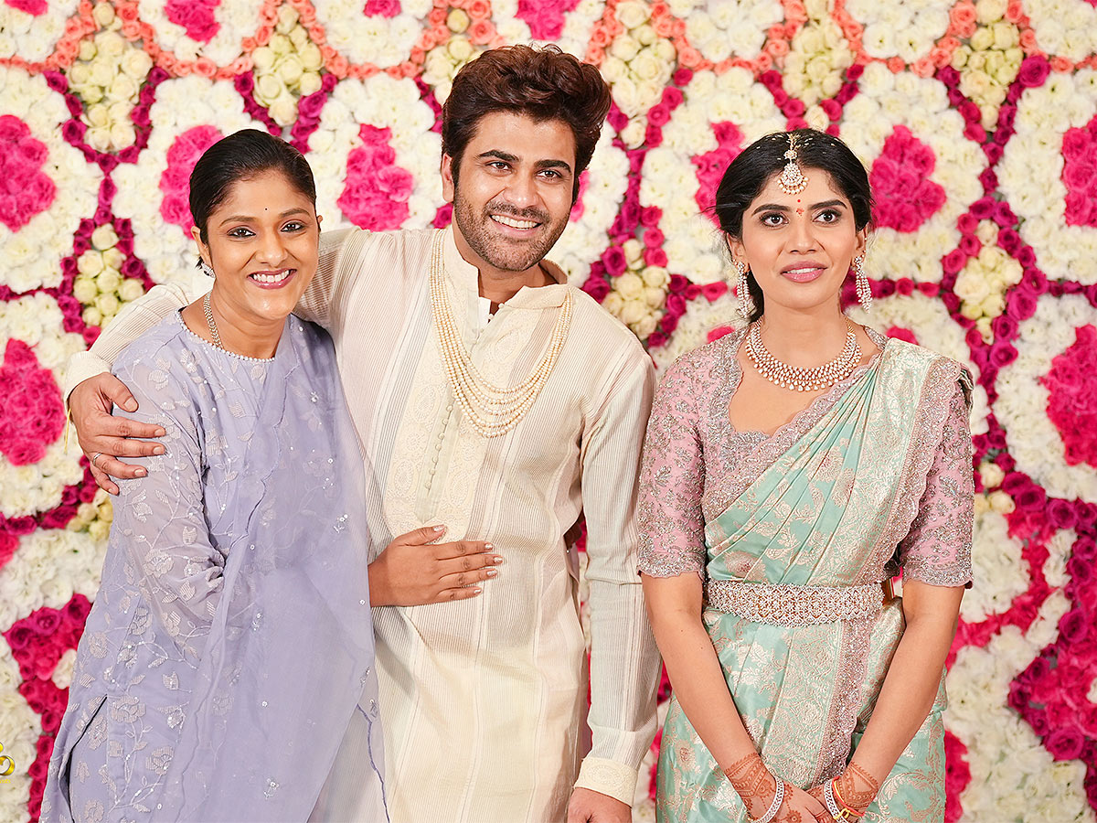 Tollywood Hero Sharwanand Engagement Photos - Sakshi4