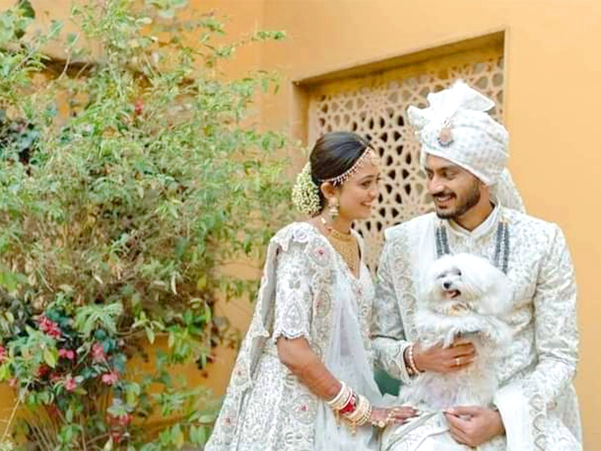 Indian Cricketer Axar Patel Married To Meha Patel In Vadodara Photos - Sakshi2