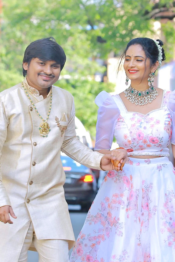 Rocking Rakesh engaged to Jordar Sujatha Photos - Sakshi6