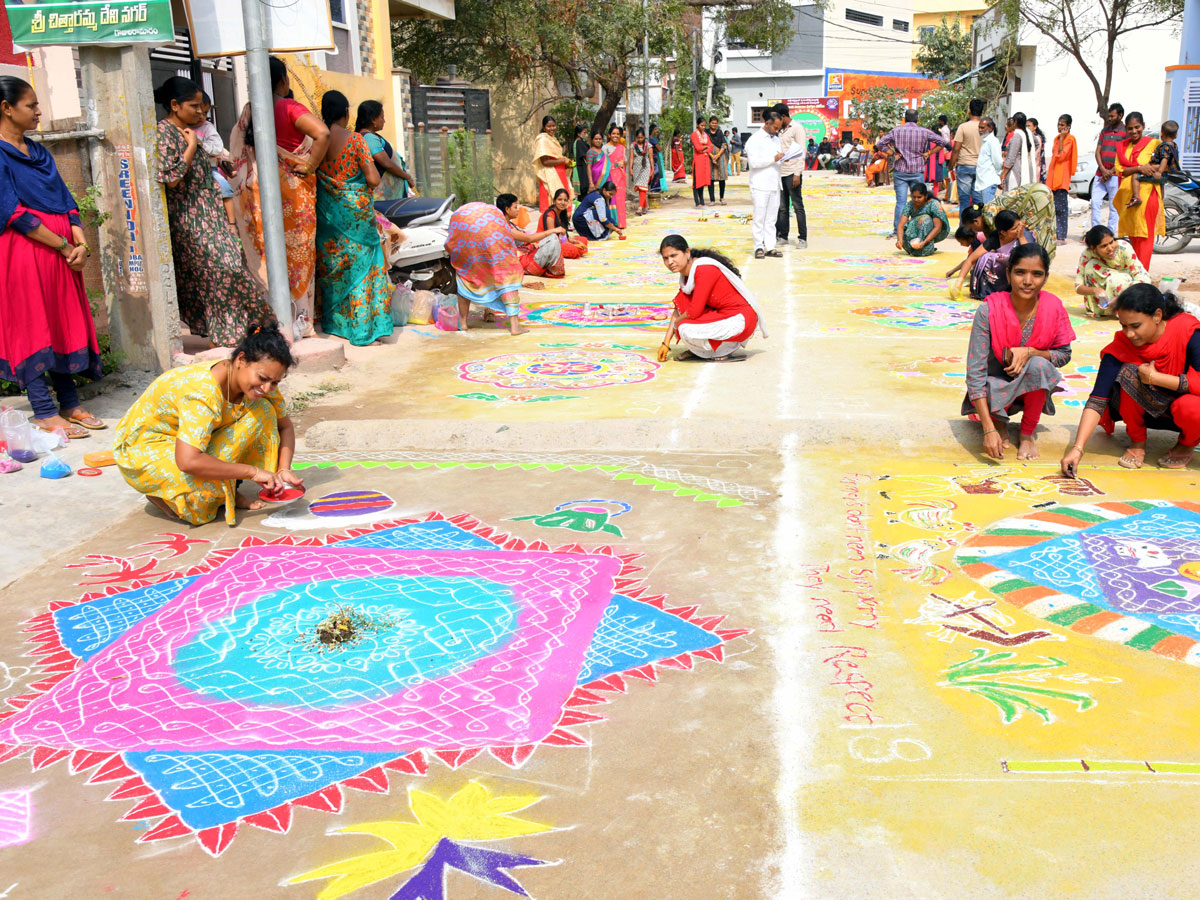 Rangoli Competition At Hyderabad Organised by Sakshi Telugu News Paper Photos - Sakshi23