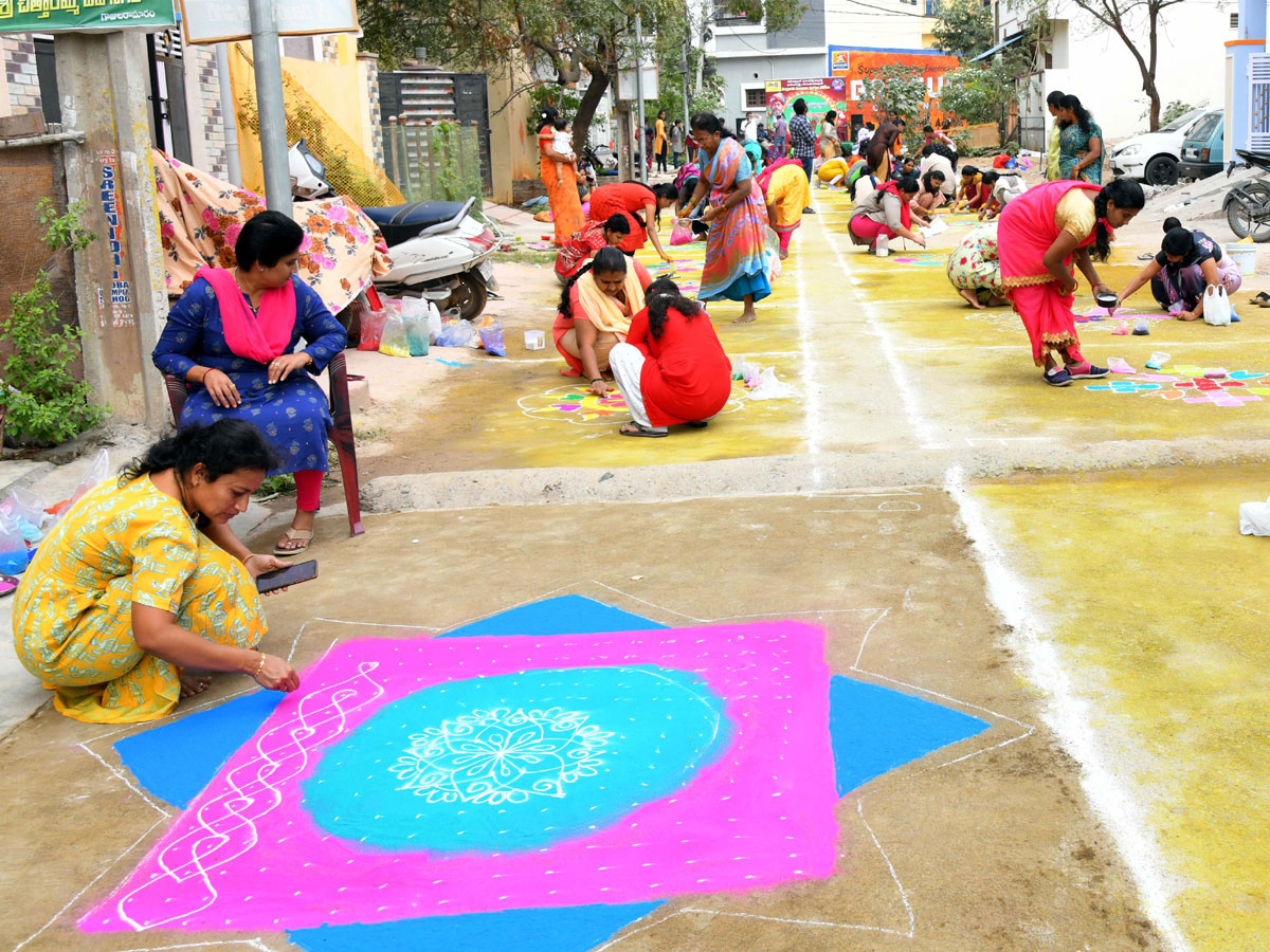 Rangoli Competition At Hyderabad Organised by Sakshi Telugu News Paper Photos - Sakshi30