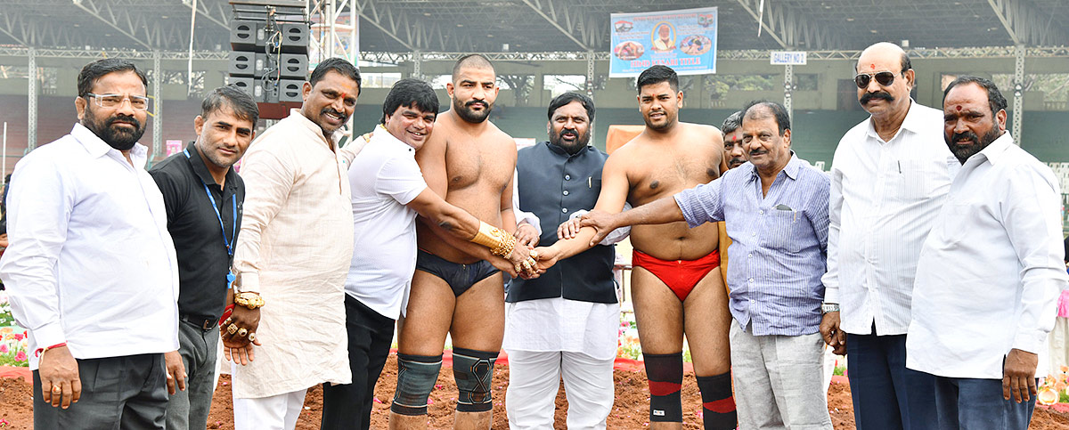 Hyderabad Traditional Wrestling Competition 2023 At LB Stadium Photos - Sakshi9