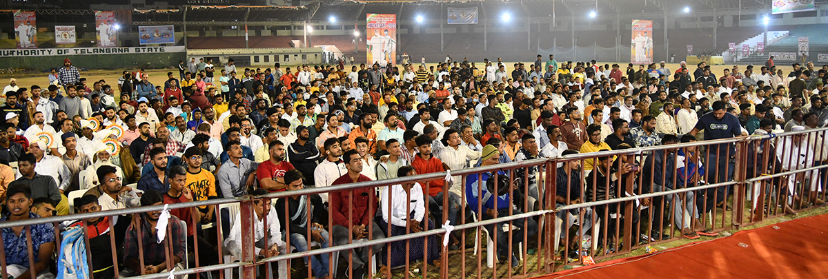 Hyderabad Traditional Wrestling Competition 2023 At LB Stadium Photos - Sakshi12