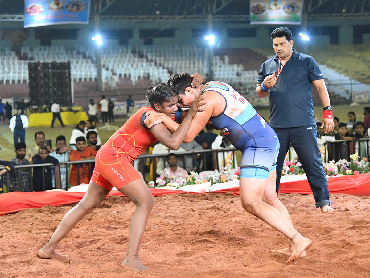 Hyderabad Traditional Wrestling Competition 2023 At LB Stadium Photos - Sakshi6