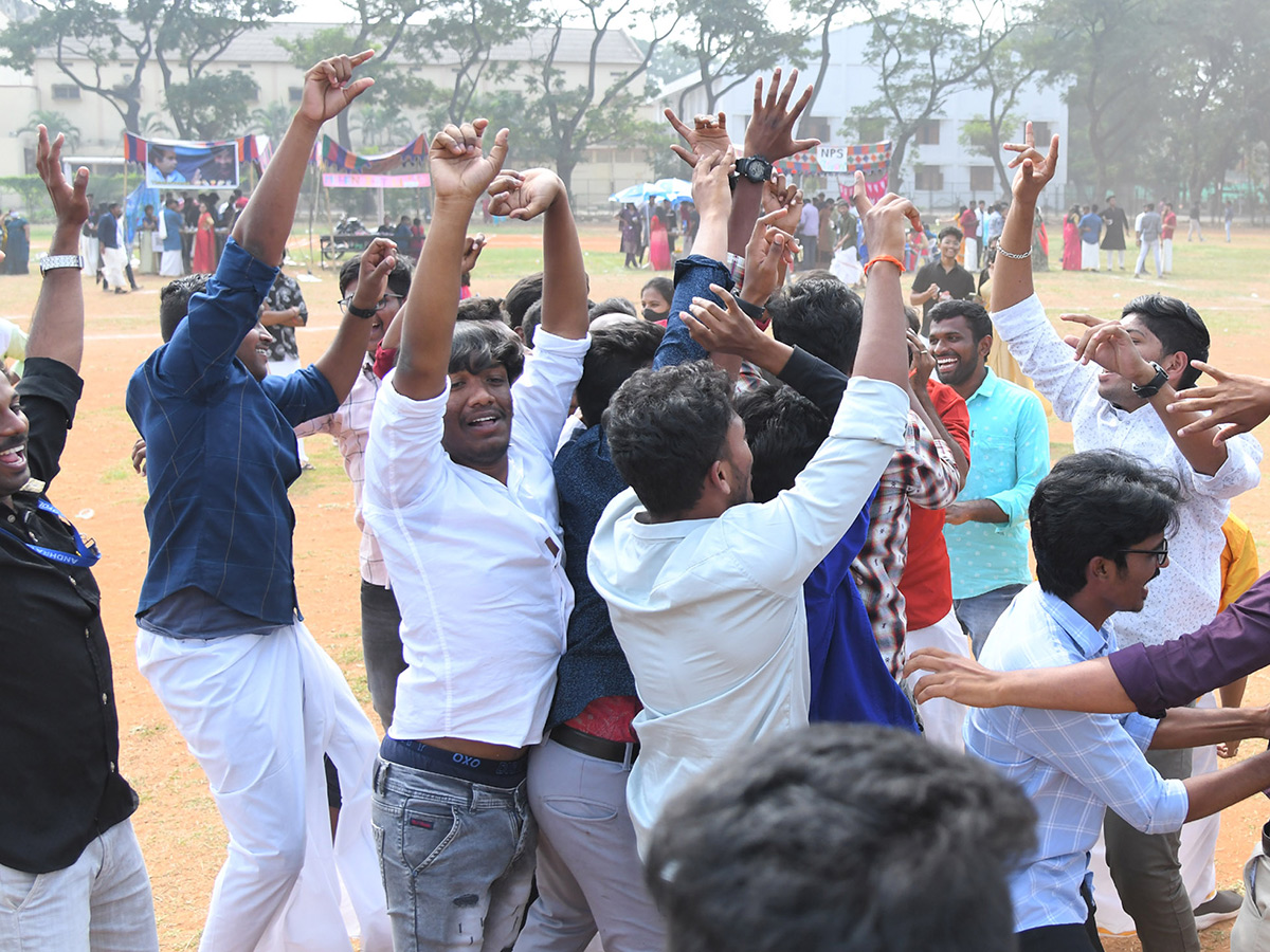 Andhra Loyola College in Benz Circle Vijayawada  - Sakshi11