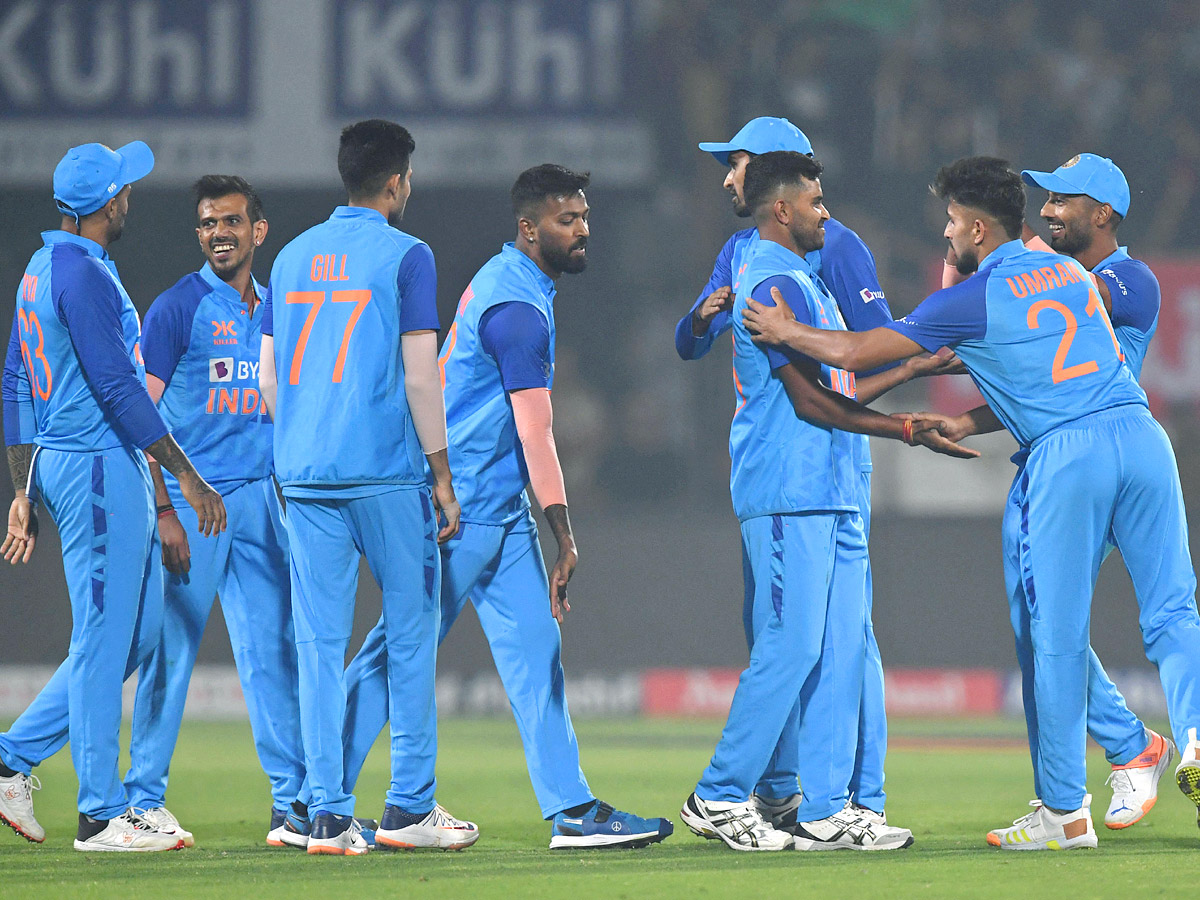 India and Sri Lanka Twenty20 international Cricket Match Photos - Sakshi11