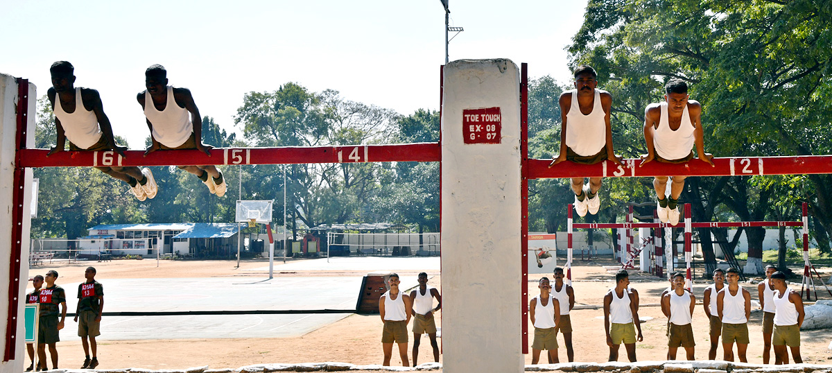 Hyderabad: First batch of Agniveers commence training at Artillery Centre - Sakshi9