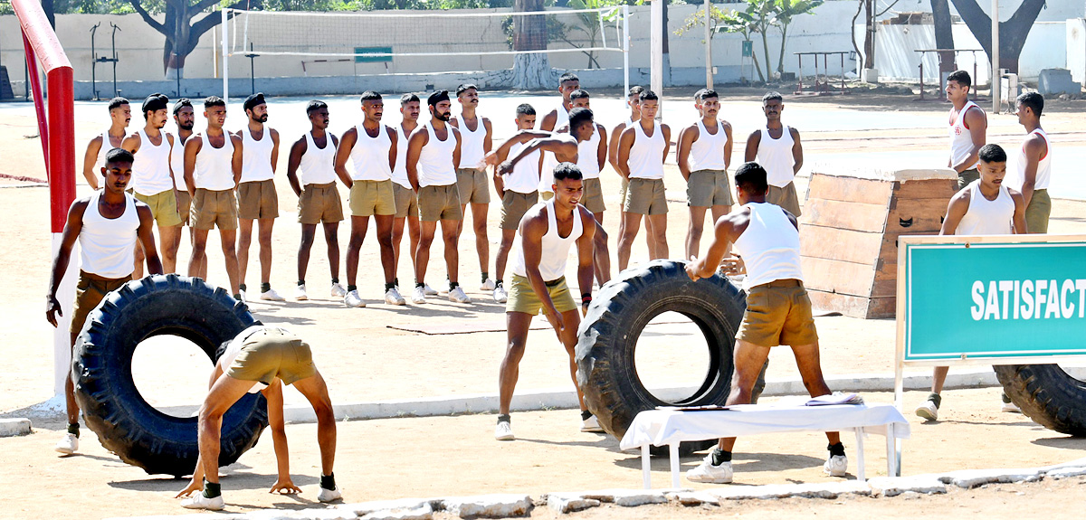 Hyderabad: First batch of Agniveers commence training at Artillery Centre - Sakshi14