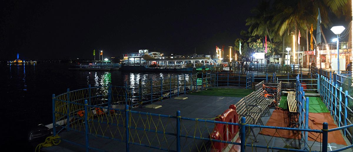 Musical Fountain at Lumbini Park Hyderabad - Sakshi14