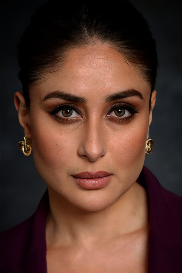 Bollywood Heroine Kareena Kapoor New Photos  - Sakshi8