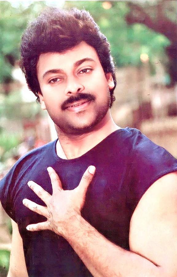 Tollywood Megastar Chiranjeevi Unseen and Rare Images - Sakshi34