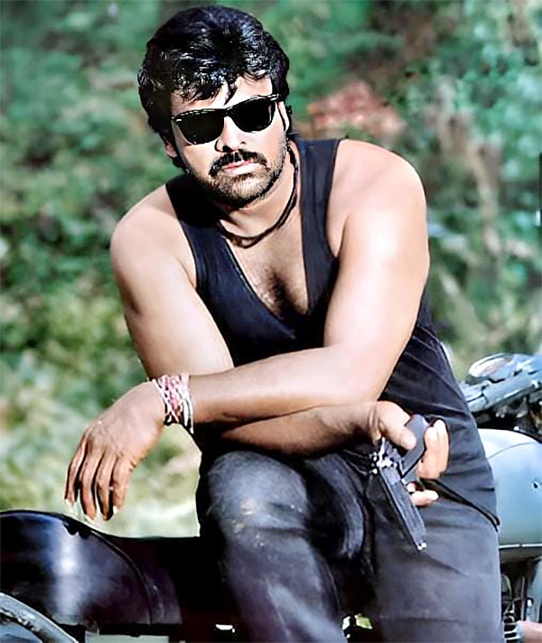 Tollywood Megastar Chiranjeevi Unseen and Rare Images - Sakshi47