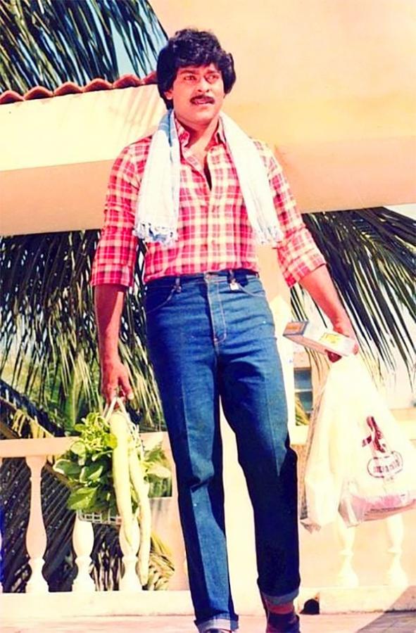 Tollywood Megastar Chiranjeevi Unseen and Rare Images - Sakshi53