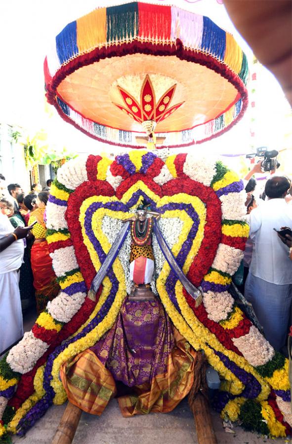 Sri Kalahasti Temple Maha Shivarathri Brahmotsavam 2023 Photos - Sakshi31