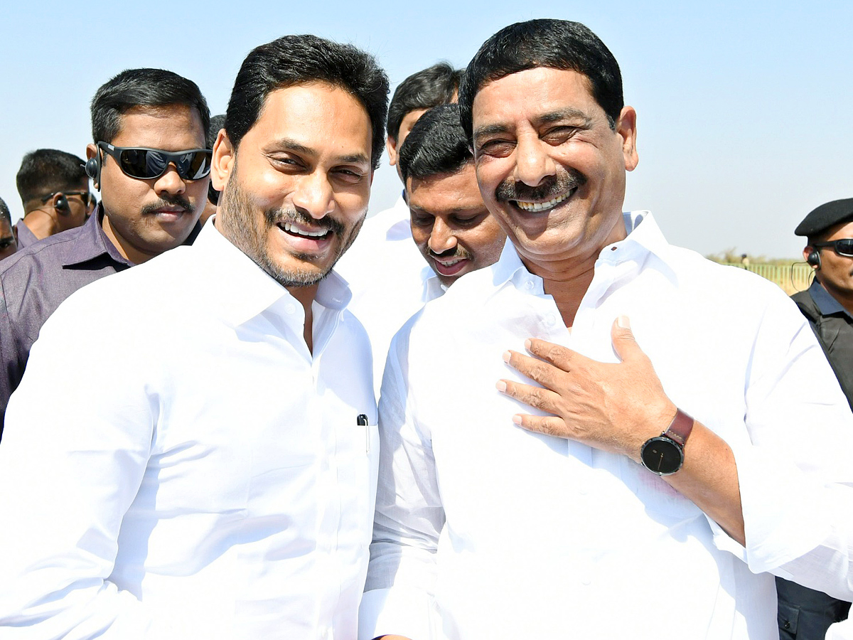 AP CM Jagan Kadapa tour Photos - Sakshi13