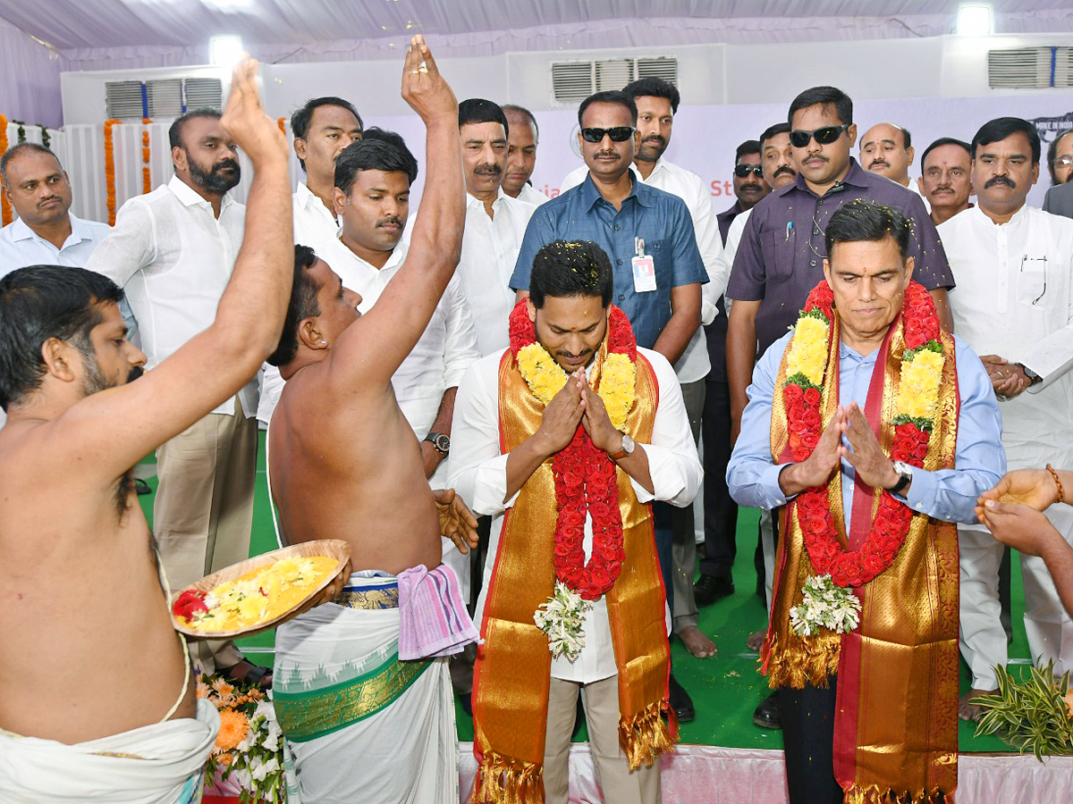 AP CM Jagan Kadapa tour Photos - Sakshi29