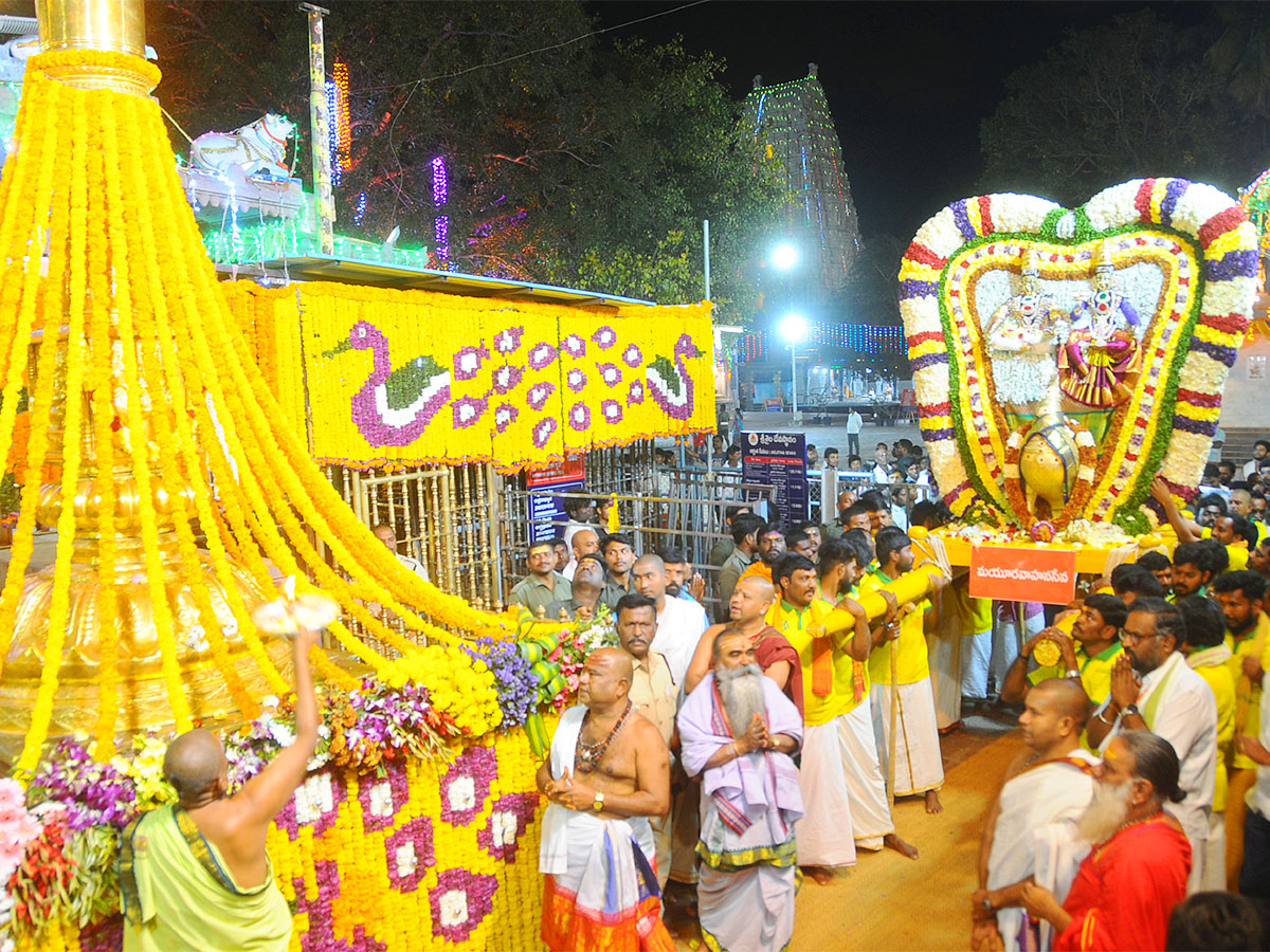 Maha Shivaratri Brahmotsavams Begins Srisailam - Sakshi21